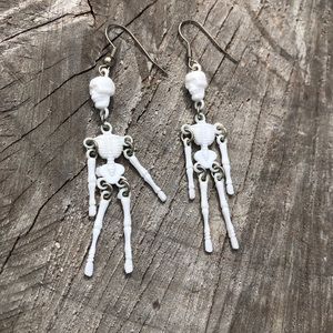Spooky Skeleton Earrings!!